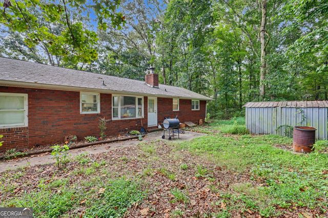 692 Allen Anderson Road, Cleveland, GA 30528