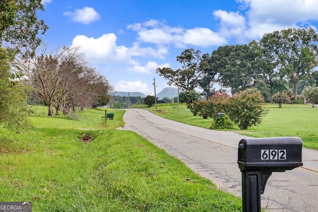 692 Allen Anderson Road, Cleveland, GA 30528