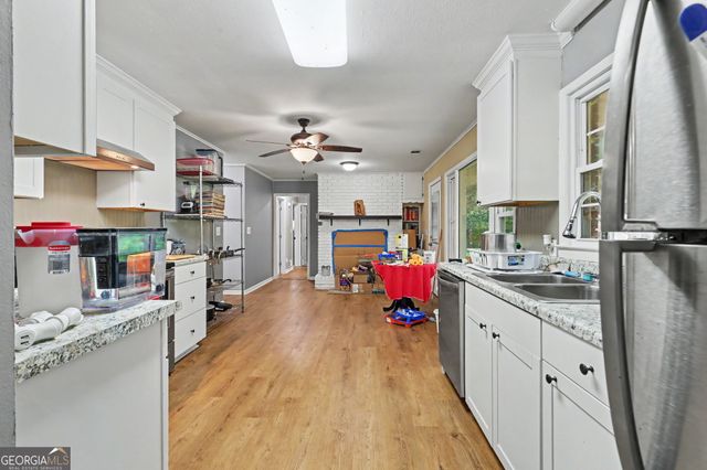 692 Allen Anderson Road, Cleveland, GA 30528