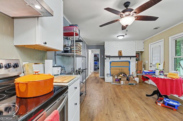 692 Allen Anderson Road, Cleveland, GA 30528