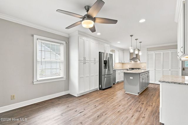 120 Windemere Road, Wilmington, NC 28405