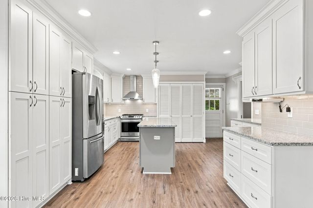 120 Windemere Road, Wilmington, NC 28405