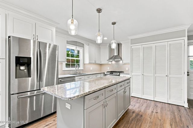 120 Windemere Road, Wilmington, NC 28405