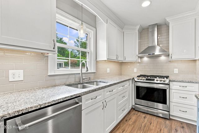 120 Windemere Road, Wilmington, NC 28405