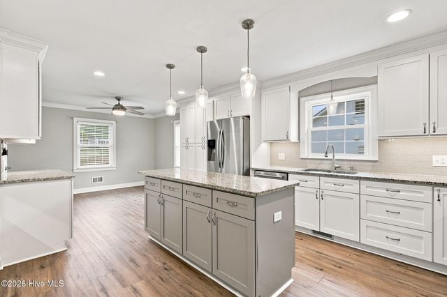 120 Windemere Road, Wilmington, NC 28405