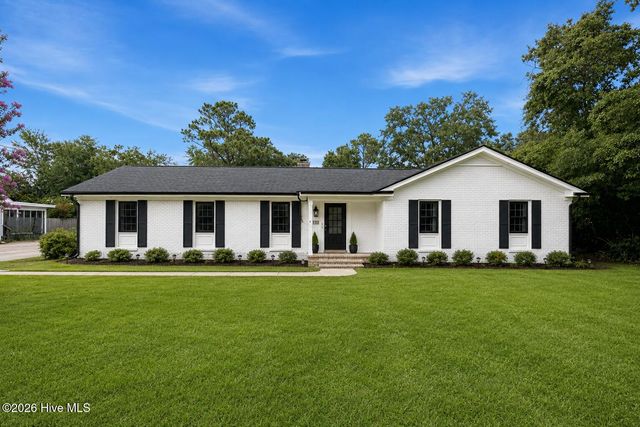 120 Windemere Road, Wilmington, NC 28405