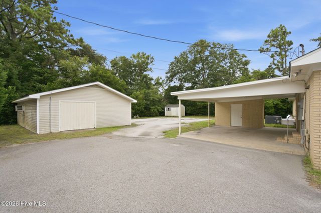 120 Windemere Road, Wilmington, NC 28405