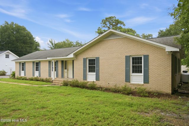 120 Windemere Road, Wilmington, NC 28405