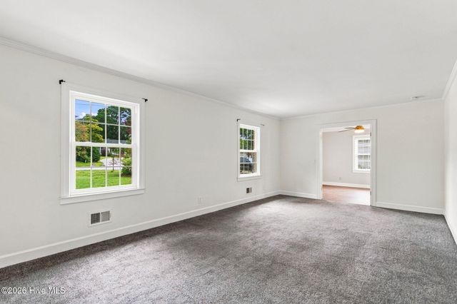 120 Windemere Road, Wilmington, NC 28405