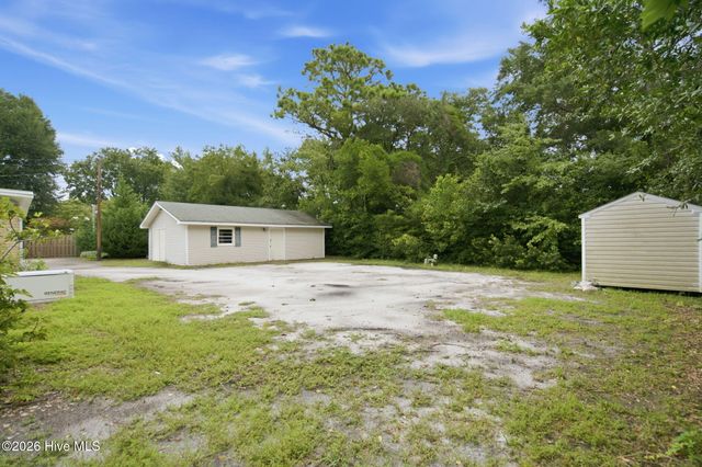 120 Windemere Road, Wilmington, NC 28405