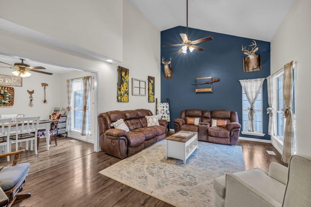 70 Castleview Drive, Ringgold, GA 30736