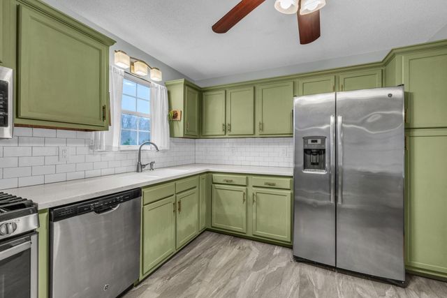 70 Castleview Drive, Ringgold, GA 30736