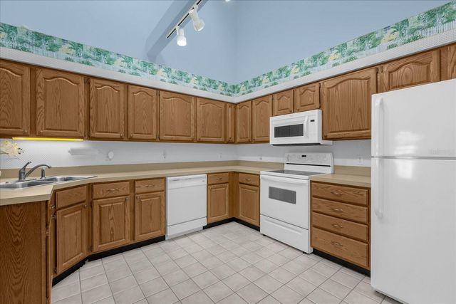 138 BAYTREE BOULEVARD, Tavares, FL 32778