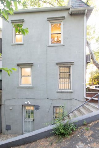5301 62nd Street, Maspeth, NY 11378