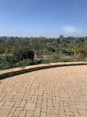 6858 Las Colinas, Rancho Santa Fe, CA 92067