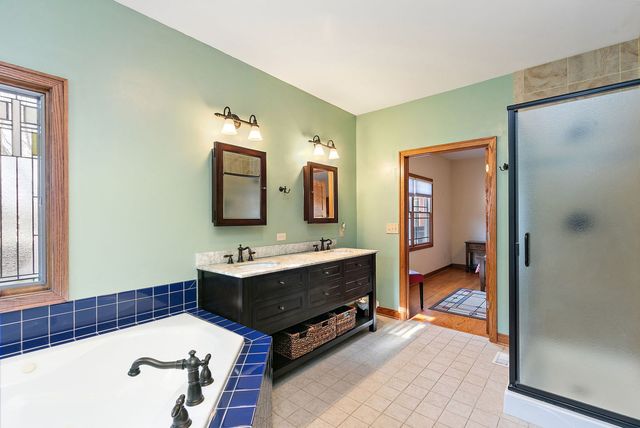 1151 Fox Hollow Court, Dekalb, IL 60115