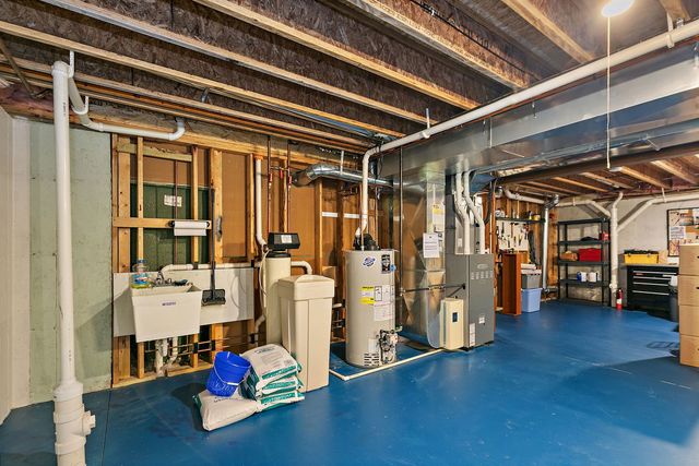 1151 Fox Hollow Court, Dekalb, IL 60115