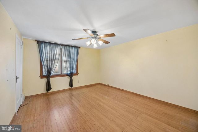 816 CRESCENT DR, Glenolden, PA 19036