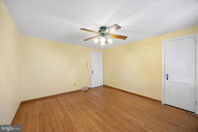 816 CRESCENT DR, Glenolden, PA 19036