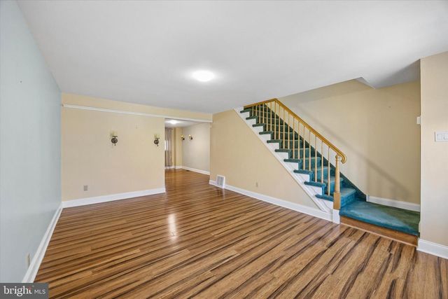 816 CRESCENT DR, Glenolden, PA 19036