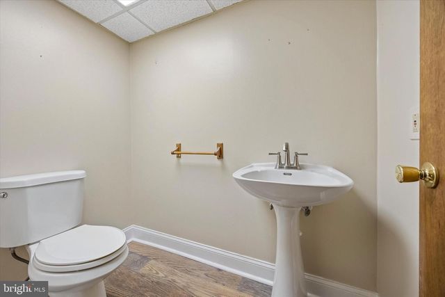 816 CRESCENT DR, Glenolden, PA 19036