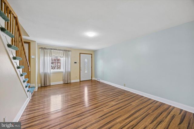 816 CRESCENT DR, Glenolden, PA 19036