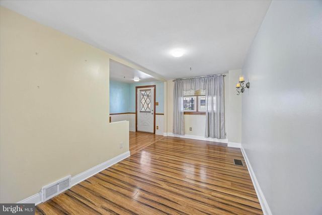 816 CRESCENT DR, Glenolden, PA 19036