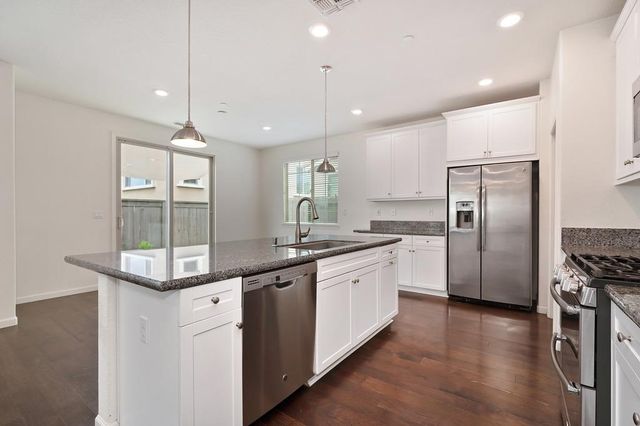 8181 Ryland Dr, El Dorado Hills, CA 95762