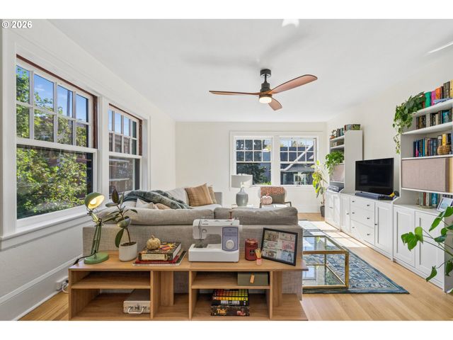 507 Nw 22ND Ave 301, Portland, OR 97210