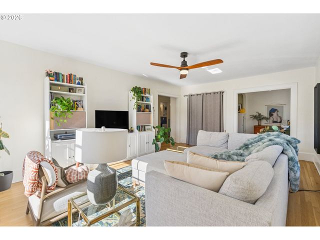 507 Nw 22ND Ave 301, Portland, OR 97210