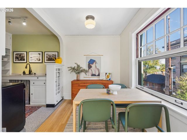 507 Nw 22ND Ave 301, Portland, OR 97210