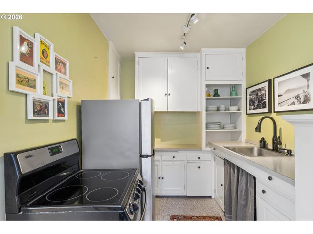 507 Nw 22ND Ave 301, Portland, OR 97210