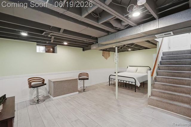808 N Edison Avenue, Royal Oak, MI 48067