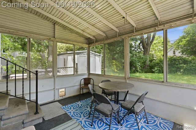 808 N Edison Avenue, Royal Oak, MI 48067