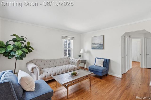808 N Edison Avenue, Royal Oak, MI 48067