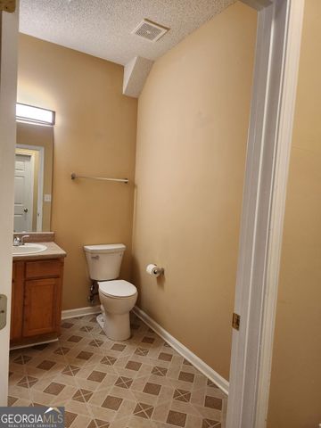 1025 Winding Brook Way, Fairburn, GA 30213