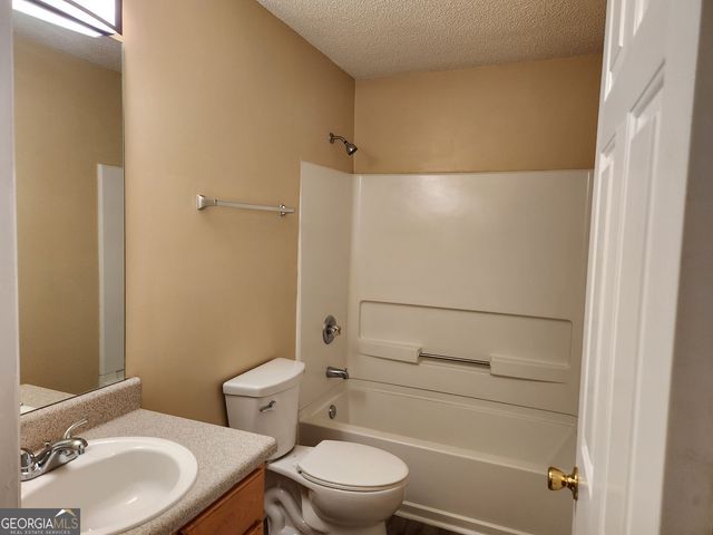 1025 Winding Brook Way, Fairburn, GA 30213