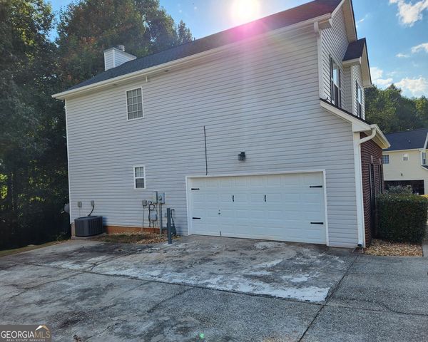 1025 Winding Brook Way, Fairburn, GA 30213