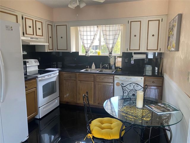 10871 SW 90TH COURT, Ocala, FL 34481