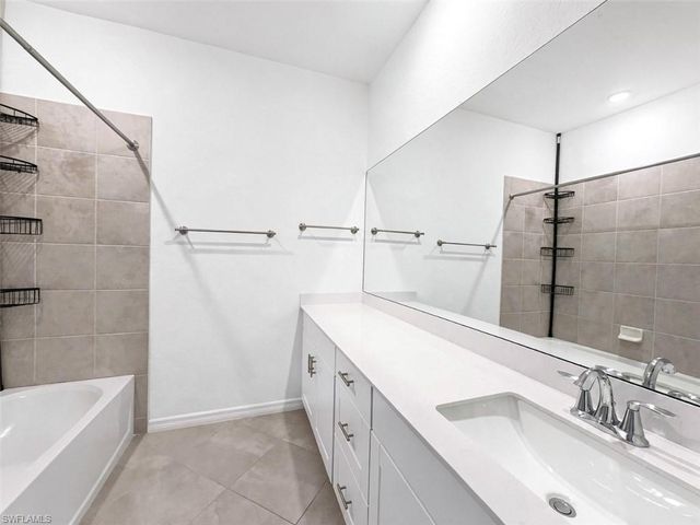 2963 Citrus ST, Naples, FL 34120
