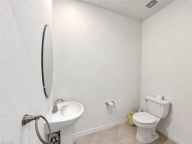 2963 Citrus ST, Naples, FL 34120
