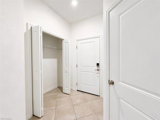 2963 Citrus ST, Naples, FL 34120