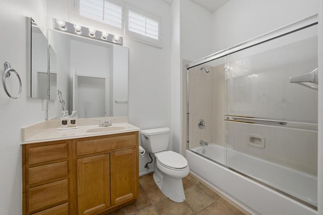 78536 Iron Bark Drive, Palm Desert, CA 92211