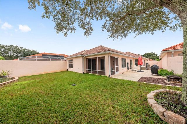 906 SANTA ANNA LANE, The Villages, FL 32159