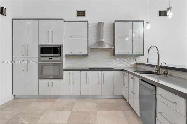 15501 SW 77th Ave, Palmetto Bay, FL 33157