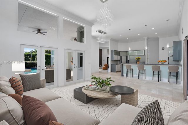 15501 SW 77th Ave, Palmetto Bay, FL 33157