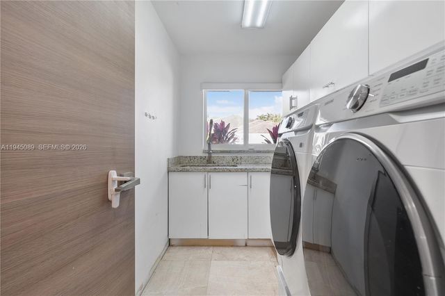 15501 SW 77th Ave, Palmetto Bay, FL 33157