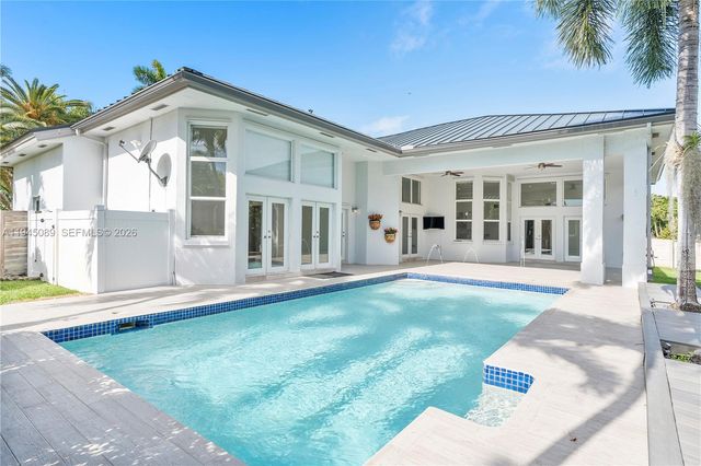 15501 SW 77th Ave, Palmetto Bay, FL 33157