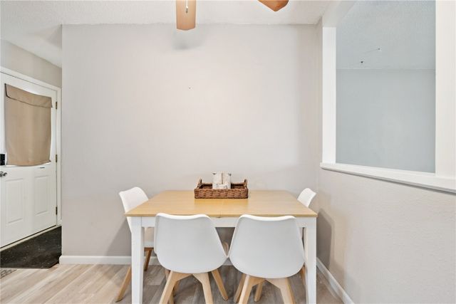 208 Lenora Drive NW, Cedar Rapids, IA 52405