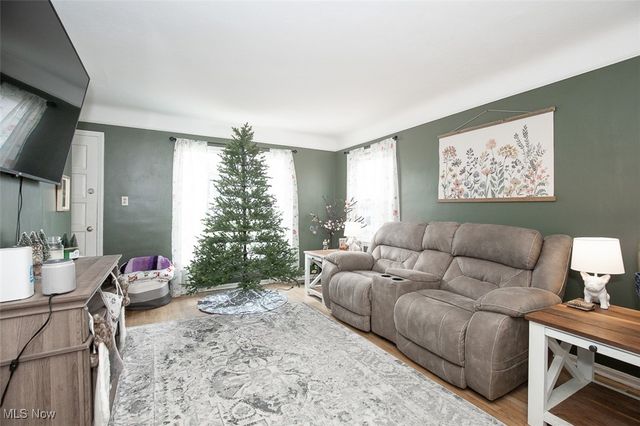 25151 Zeman Avenue, Euclid, OH 44132